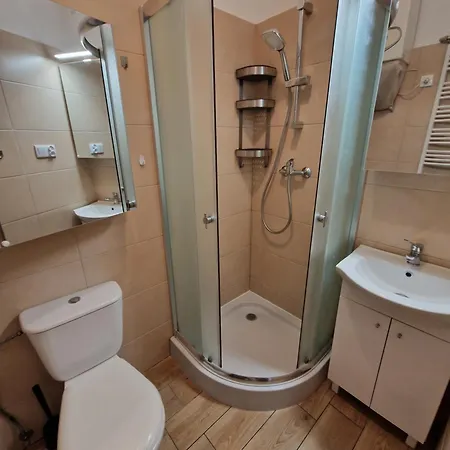 Pomorska 82 Centrum Netflix Lodz (Lodz)