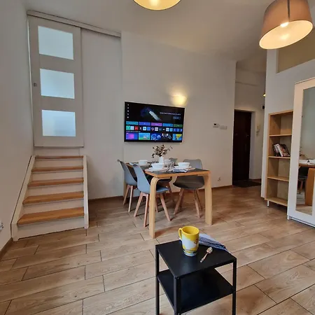 Pomorska 82 Centrum Netflix Lägenhet *