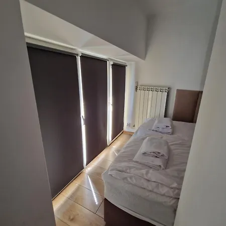 Pomorska 82 Centrum Netflix * Lodz (Lodz)