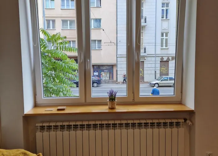 Pomorska 82 Centrum Netflix *